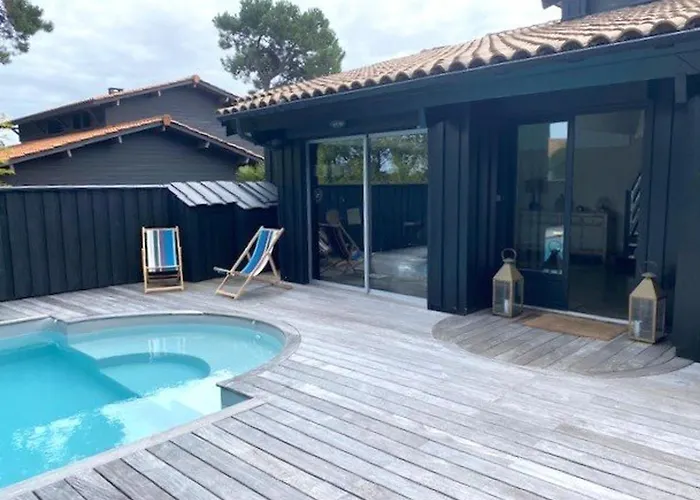 Villa D'exception Avec Terrasses Spacieuses A Cap-ferret - Fr-1-736-57